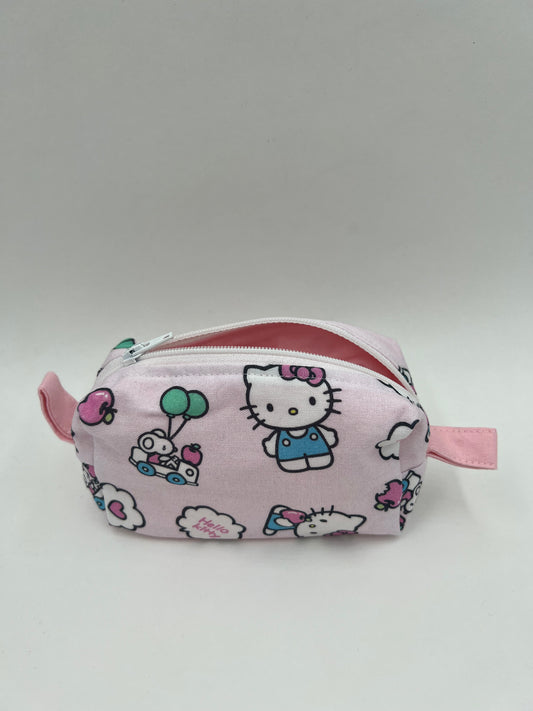 Kitty Square Zip Bag