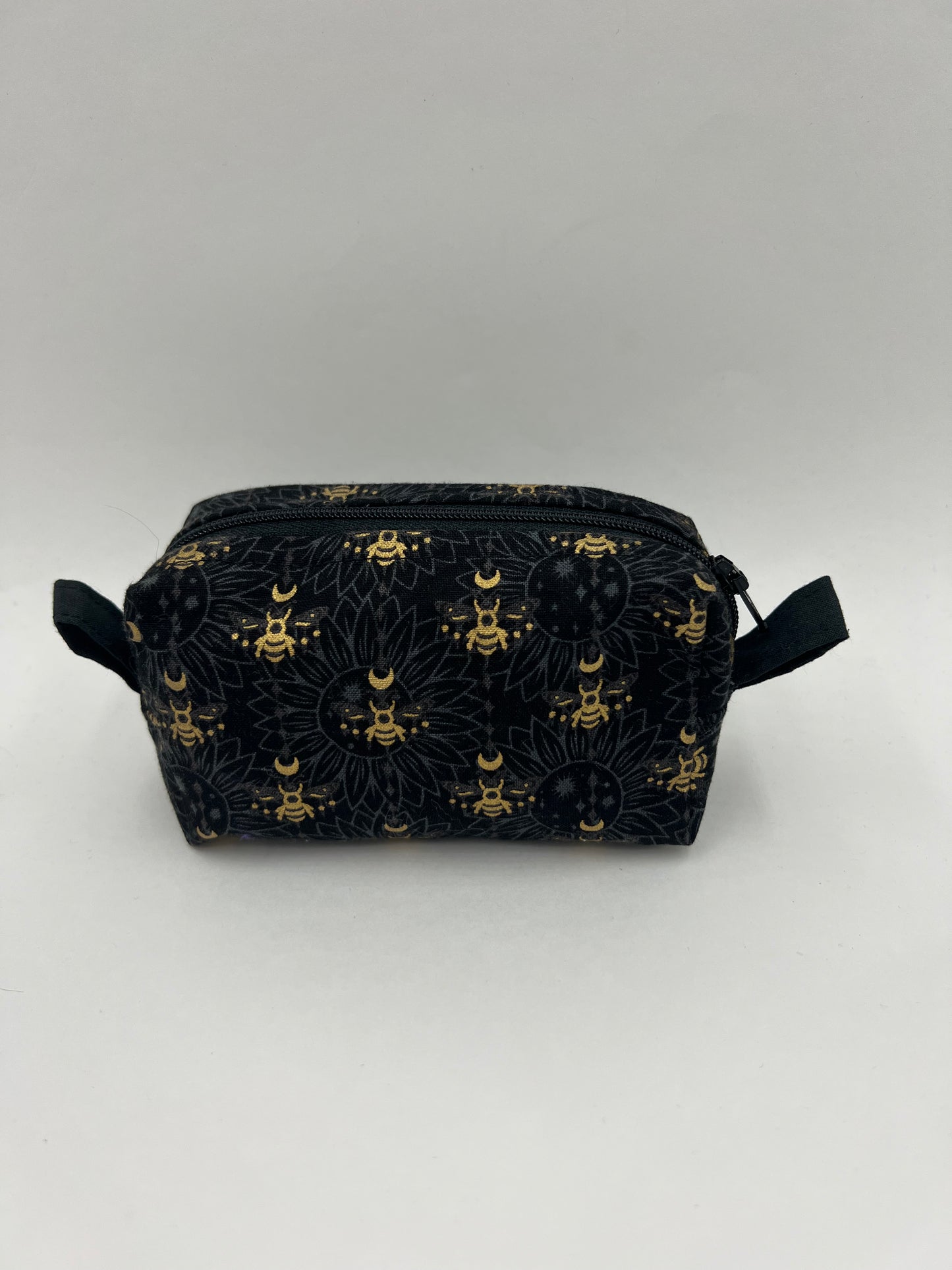 Bee Square Zip Bag