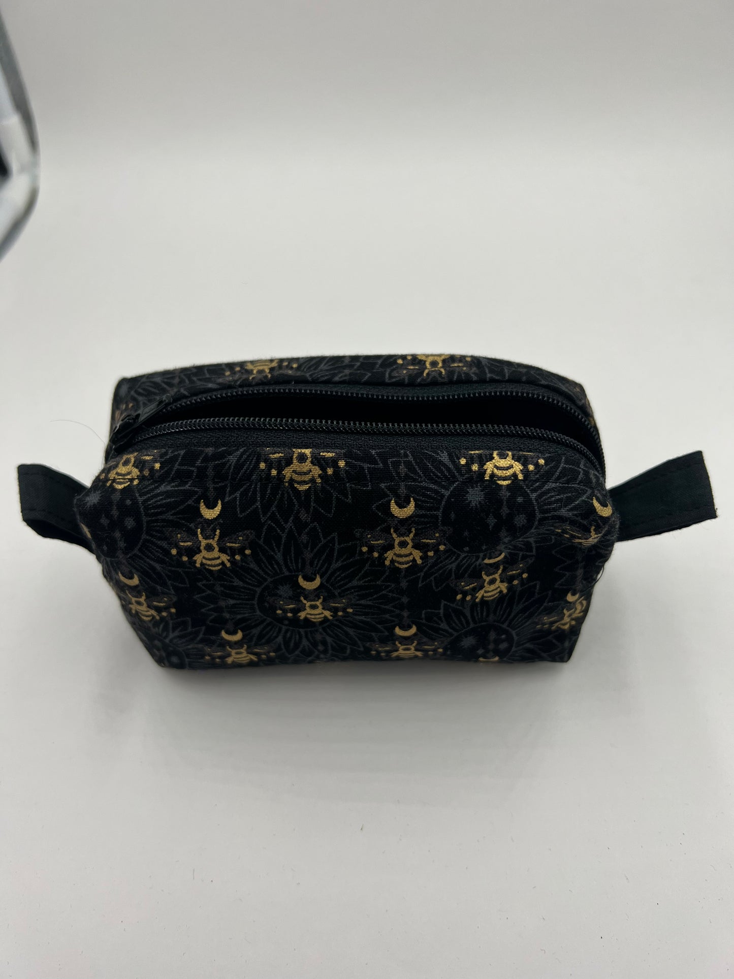 Bee Square Zip Bag