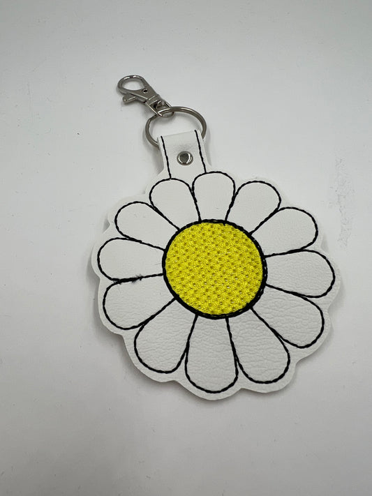 White Daisy Vinyl Keychain